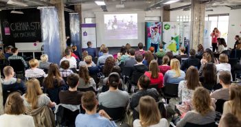 Kochamy nowe technologie i cały czas się rozwijamy – Ciemna Strona UX