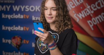 66% osób korzystało z SMS-ów Premium, głównie w celach dobroczynnych